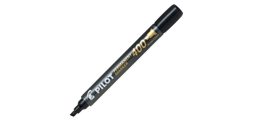 Marqueur permanent Pilot Marker 400 pointe biseautée 4,5 mm noir