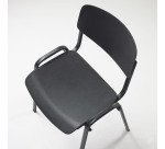 Konferzenstuhl Joana - Sitz- und Rückenlehne aus Polypropylen - Schwarze Metallbeine