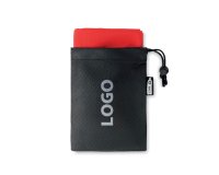 Serviette de sport avec pochette publicitaire en RPET toucher microfibre 30 x 80 cm - marquage 1 couleur