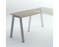 Allungo scrivania direzionale Ecla gambe in metallo