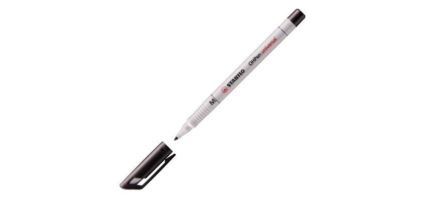 Permanenter Stabilo OHPen Marker, Spitze 1 mm, schwarz.