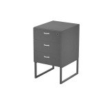 Cassettiera alta Blade su gambe in metallo fornita montata