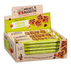 Reep van 4 kleine vierkantjes om te knabbelen chocolade en stukjes hazelnoot Michel en Augustin - Displaydoos van 18