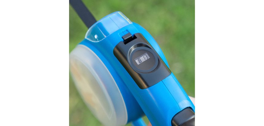 Correa retráctil para perros Luz led 4 m compartimento para bolsas y reloj digital