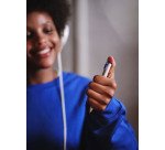 Stylo roller Uni Ball One rétractable pointe 0,7 mm - écriture moyenne