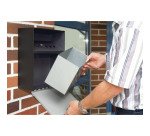 Cendrier mural avec toit de protection, en tôle d'acier