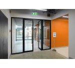 Espositore da pavimento con cornice a scatto in alluminio A4 Durable