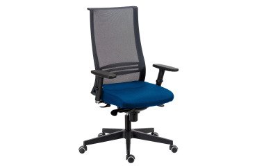 Silla de oficina August con reposabrazos 3D