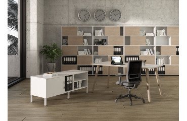 Scrivania Woody p 80 x h 74,4 cm con 4 gambe in legno massello colore rovere