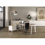 Scrivania manageriale wood-metal rovere 140x80 cm con gambe in metallo e mobile di servizio bianco