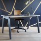 Schreibtisch Eden Ark Carbon in Eiche hell, 140 cm breit mit Kabelkanal