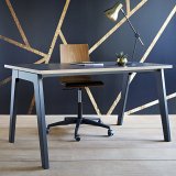 Bureau droit Exprim Carbone chant chêne clair L 140 cm avec goulotte