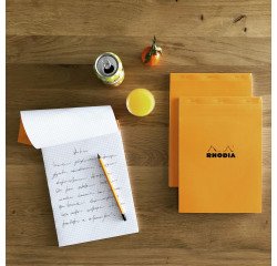 Bloc de bureau Rhodia 14,8 x 21 cm agrafé orange n°16 - 5 x 5 - 80 feuilles