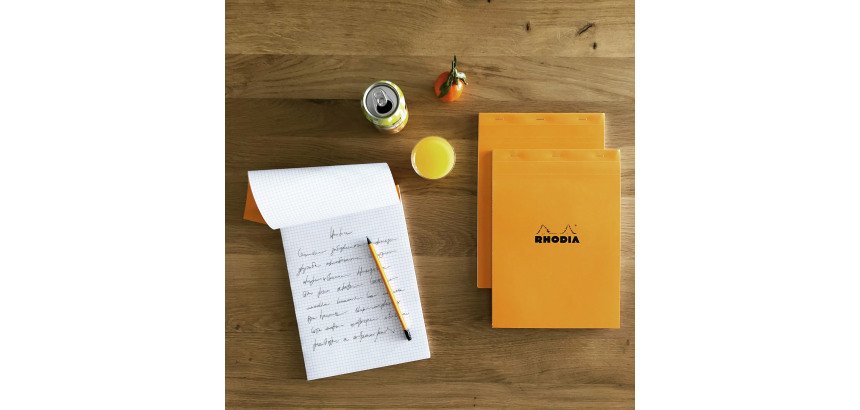 Bloc de bureau Rhodia 14,8 x 21 cm agrafé orange n°16 - 5 x 5 - 80 feuilles