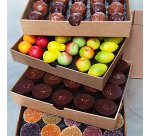 Bouquet de 15 roses Arlequin et coffret découverte gourmand