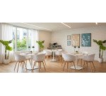 Table de restauration L 100 x P 100 piétement centré 4 personnes Blanc ARTI