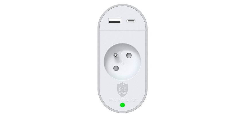 Prise parafoudre Force Lite 1 prise + 2 ports USB A+C PD