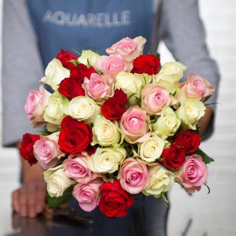 Bouquet de 30 merveilleuses roses