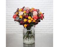 Bouquet feu d'artifice de fleurs naturelles