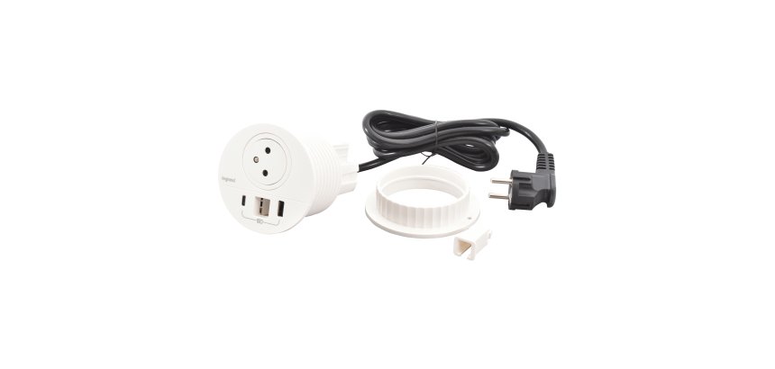 Prise encastrable Incara Disq80 1 prise secteur terre + 1 USB-A et 1 USB-C 15W+ passe câbles