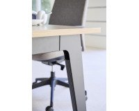 Pôle de 4 bureaux Exprim Arche L 320 cm avec goulotte intégrée plateau chêne clair