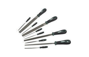 Ciseau à bois, rabot, lime et râpe