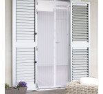 Cortina mosquitera blanca