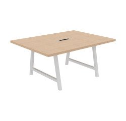 Vergadertafel Synergy L 160 x D 120 x H 74 cm met verzonken elektrische unit, wit metalen onderstel