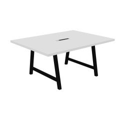 Tisch für Besprechungen Synergy L 160 x B 120 x H 74 cm elektrifiziertes Gestell aus schwarzem Metall.