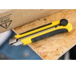 Cutter bi-matière Stanley® Dynagrip® 25 mm