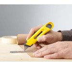 Cutter à lame retractable STANLEY® 088
