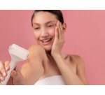 Masajeador facial frío