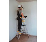 Scala pieghevole con corrimano e mensola Drabest per uso professionale in alluminio, 5 gradini