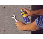 Lubrificante spray multifunzione WD-40, 200 ml