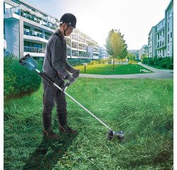 Akkurasenmäher Makita LXT® DUR368ARF2 - 36 V (2 x 18 V Li-Ion - 3 Ah) + 1 Batterie + Ladegerät