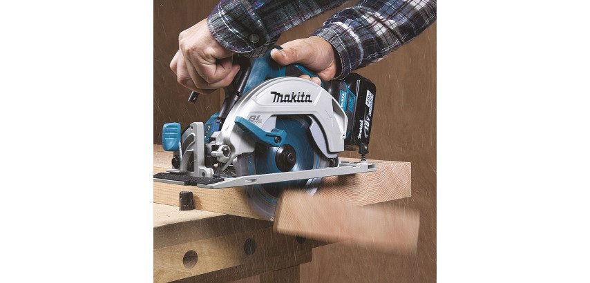 Scie circulaire sans fil Makita LXT® DHS680ZJ – 18 V Li-Ion – Ø 165 mm