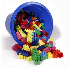 Bidoncino 2 kg di mattoncini colorati da costruzione