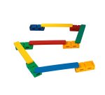 Percorso equilibrio con assi e mattoni