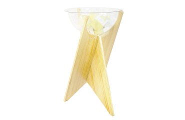 Tótem esférico con pie de madera para venta cruzada