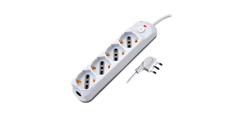Multipresa con interruttore, 4 prese 10/16A shucko/bipasso, spina 90°, cavo 3 metri