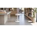 Tabouret Zaib en chenille beige et acier blanc mat hauteur 58-80 cm