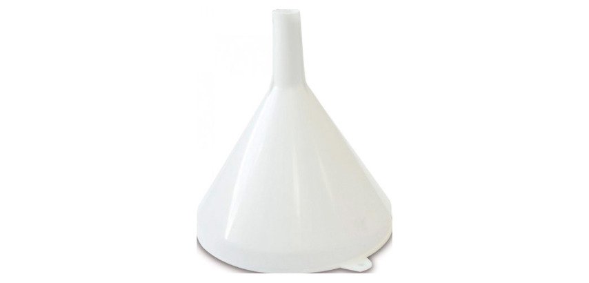 Embudo plástico 17 cm Fervik