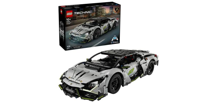 Super Sports Car Lamborghini Revuelto