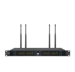 RICEVITORE UHF A RACK CON 4 CANALI                                    4 CANALI  4 USCITE BILANCIATE + 1 USCITA MIXATA.