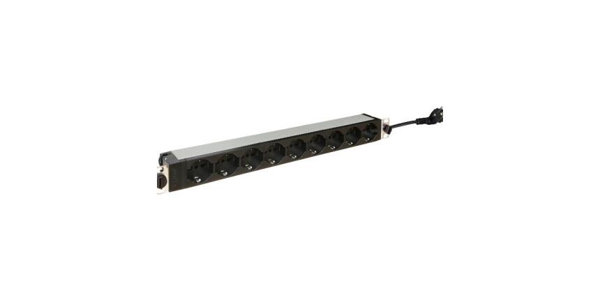 BASIC PDU  19 INCHES 1PHASE 16A  9 P40 OUT