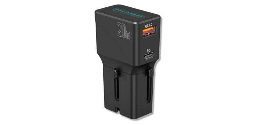 ADATTATORE UNIVERSALE DA VIAGGIO CON PRESA USB-C E USB-A  COMPATIBILE CON PRESE DI 200 PAESI FINO A 20W