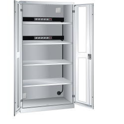 LISTA - Armoire de charge de batterie avec 2 portes à fenêtre transparente charnière (LxPxH) 1000x580x1950mm Type F 2x5 (230V) sur la paroi arrière, 4 rayons KEY Lock Gris clair RAL 7035