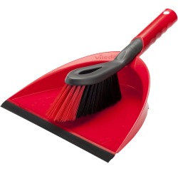 <div>Set Vileda 2 in 1 dustpan and brush</div>