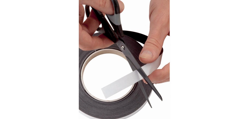Magnetband MAUL 10m x 25mm x 1mm selbstklebend