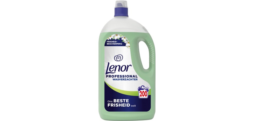 Lenor Professional fresh protection fabric softener, 4 L bottle